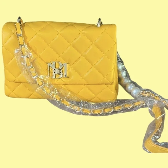 Badgley Mischka Quilted Yellow Shoulder Bag, 8"L x 6"H x 2", Chain Strap, NEW - Picture 5 of 9